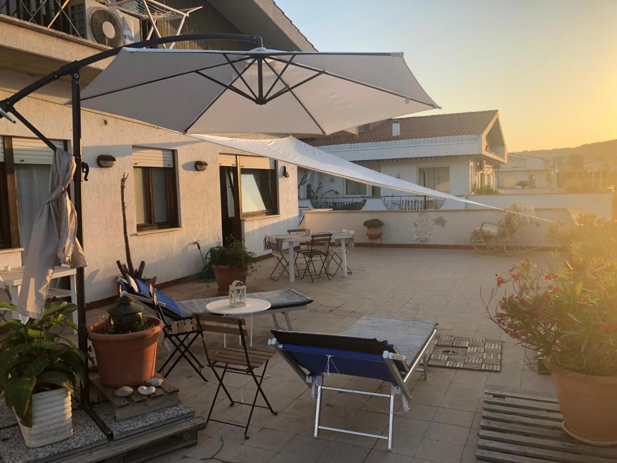 Attico Terramare - Beach & Maxi Terrace & Electricbbq سانتا مارينيلاّ المظهر الخارجي الصورة